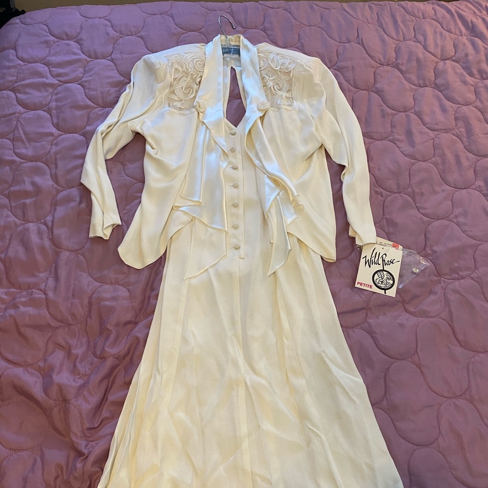 Wild Rose vintage wedding dress